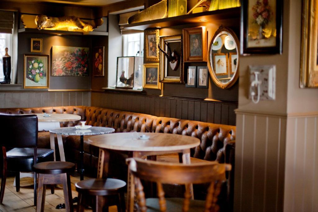 The White Horse Hotell Chilgrove Eksteriør bilde